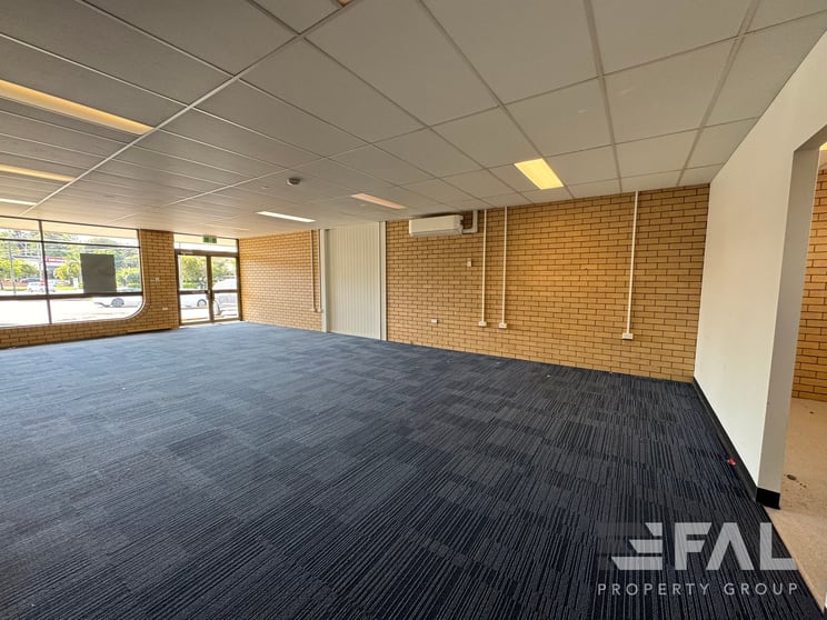 Click to view all images Shop 3/5 Smiths Road Goodna QLD 4300 - Image 2