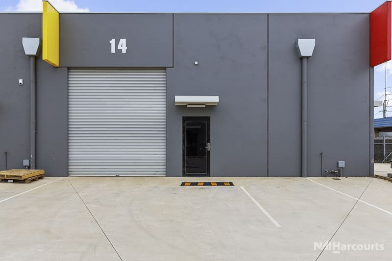 Click to view all images 14/7-9 Douro Street North Geelong VIC 3215 - Image 1