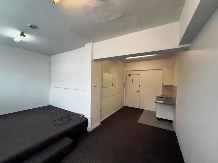 Click to view all images Collaroy NSW 2097 - Image 1