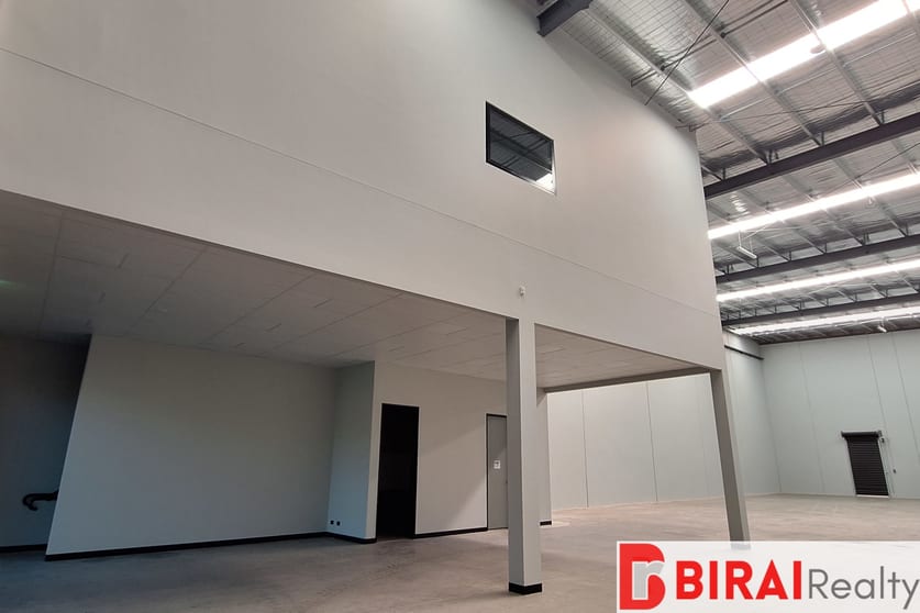 Click to view all images 3/780B Ballarat Road Deer Park VIC 3023 - Image 3