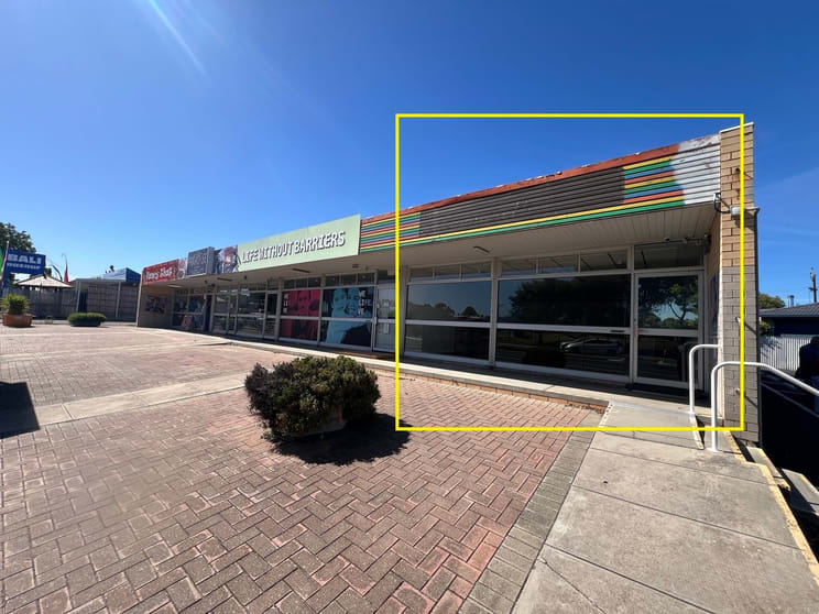 Click to view all images 3/90-92 Beach Road Christies Beach SA 5165 - Image 2