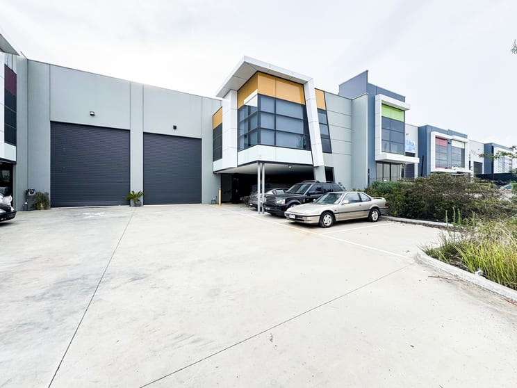 Click to view all images 35 Industrial Circuit Cranbourne West VIC 3977 - Image 1