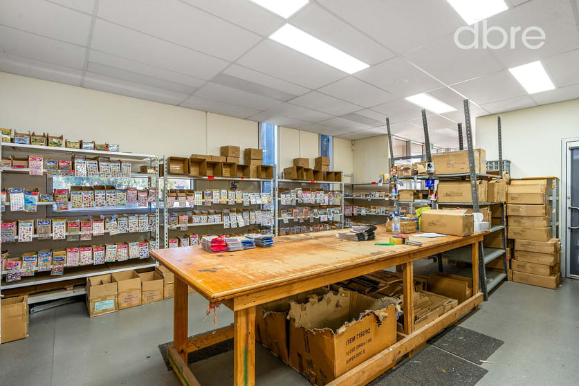 Click to view all images 139 Woodlands Drive Braeside VIC 3195 - Image 2
