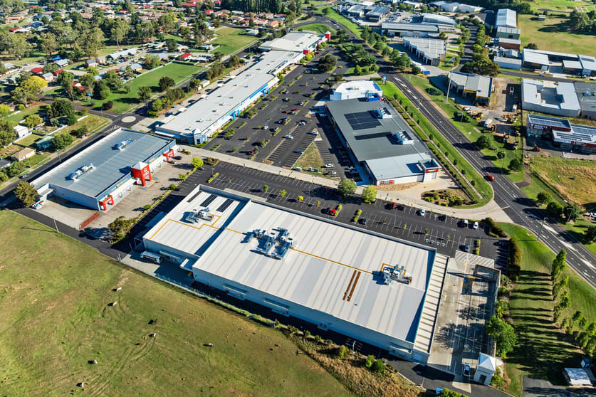Click to view all images Shop 3/168 Lone Pine Avenue Orange NSW 2800 - Image 2