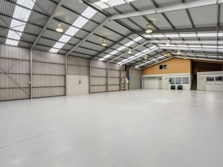Click to view all images Warehouse 4, 40 Gregory Avenue Newtown VIC 3220 - Image 3