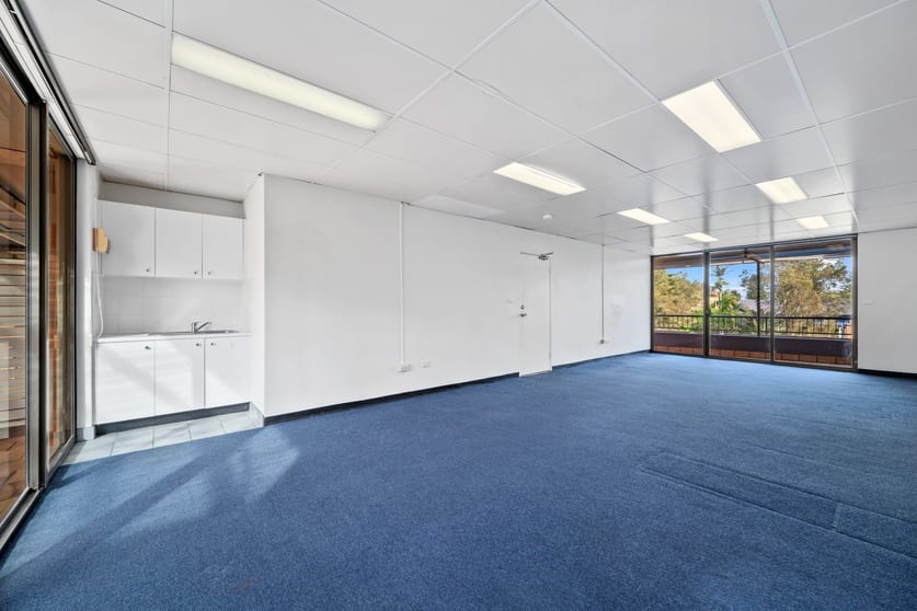 Click to view all images 2/370 Barrenjoey Road Newport NSW 2106 - Image 2