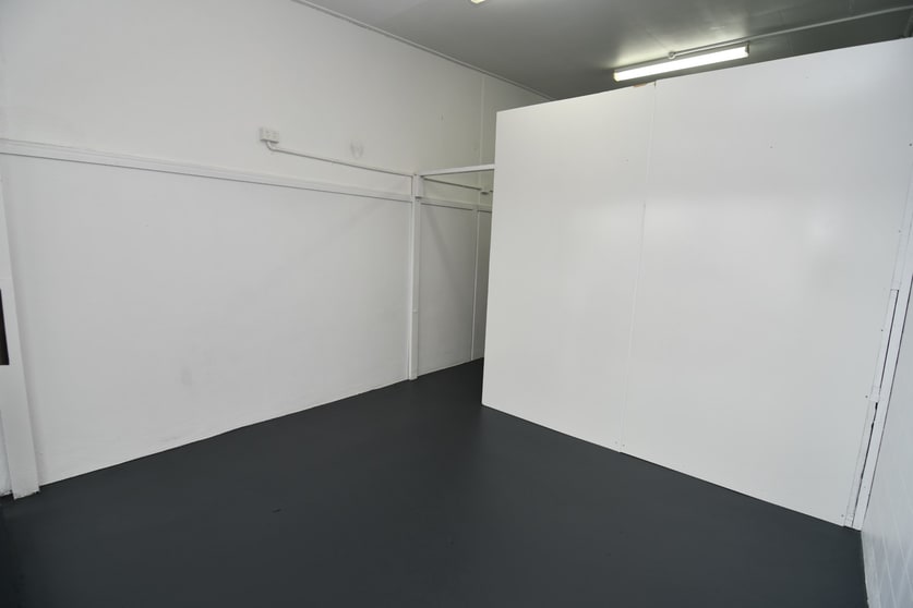 Shop B/213-215 Charters Towers Road Mysterton QLD 4812 - Image 3