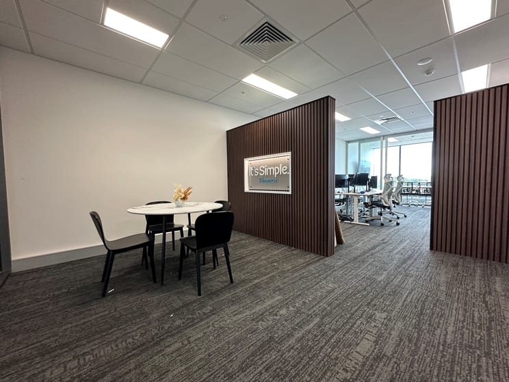 Click to view all images 4.08/3 Fordham Way Oran Park NSW 2570 - Image 1