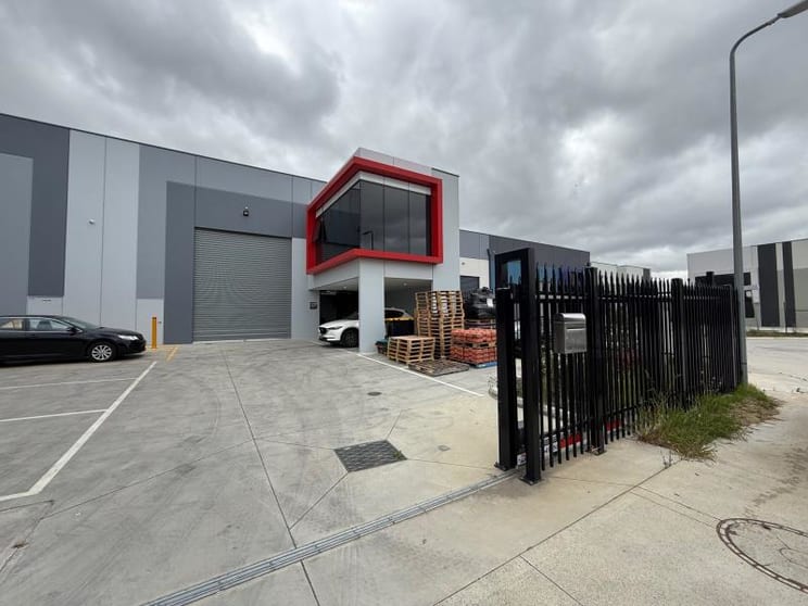Click to view all images 9B Kelly Court Springvale VIC 3171 - Image 1