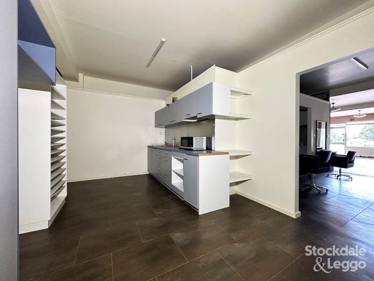 Click to view all images 48 Guthrie Street Shepparton VIC 3630 - Image 3