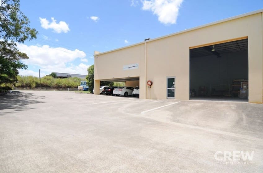 Click to view all images 1/87 Kelliher Road Richlands QLD 4077 - Image 1