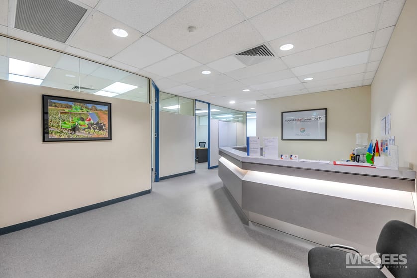 Click to view all images 2/41-43 Gawler Street Mount Barker SA 5251 - Image 3