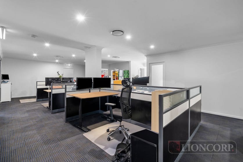 Click to view all images Springwood QLD 4127 - Image 3