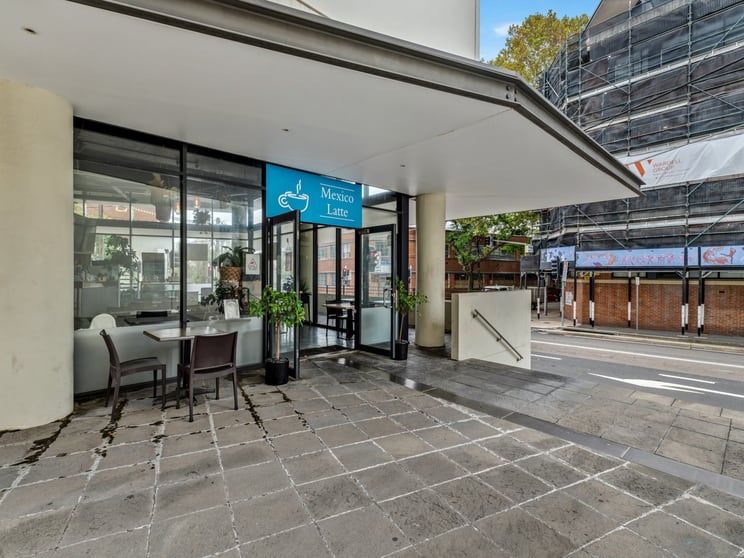Click to view all images 1/2-6 Mandible Street Alexandria NSW 2015 - Image 2