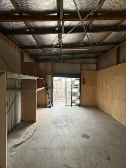 Click to view all images 15 Finlayson Street Wollongong NSW 2500 - Image 2