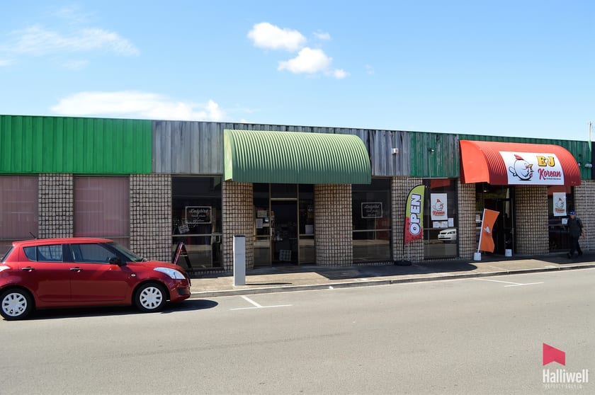 Click to view all images 3/103 Oldaker Street Devonport TAS 7310 - Image 2