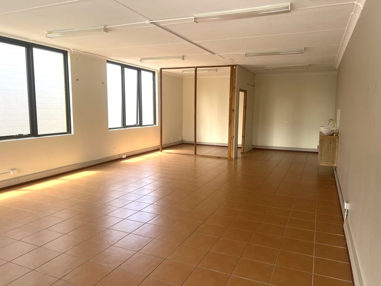 Level 1, 5/113 Scarborough Street Southport QLD 4215 - Image 2