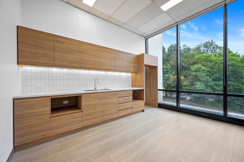 Click to view all images 3 Carlingford Road Epping NSW 2121 - Image 3