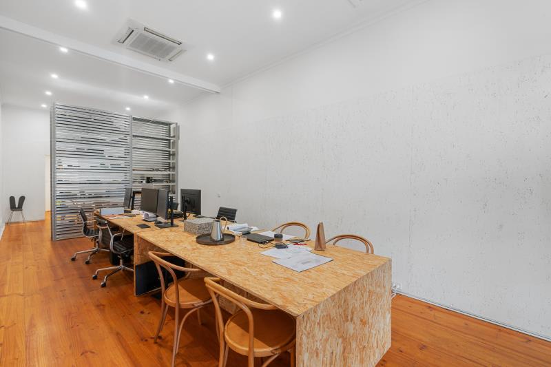 Click to view all images 365 Bay Street Port Melbourne VIC 3207 - Image 2