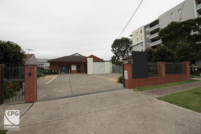 Click to view all images 8 King Street Campbelltown NSW 2560 - Image 1