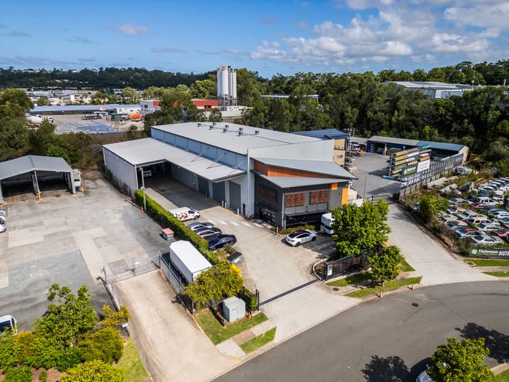 19 Calabro Way Burleigh Heads QLD 4220 - Image 1