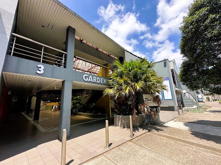 Click to view all images 30/3-9 Terminus Street Castle Hill NSW 2154 - Image 1