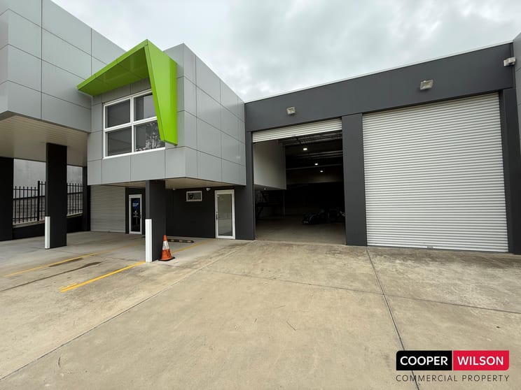 Click to view all images 3/36a Cawarra Road Caringbah NSW 2229 - Image 3