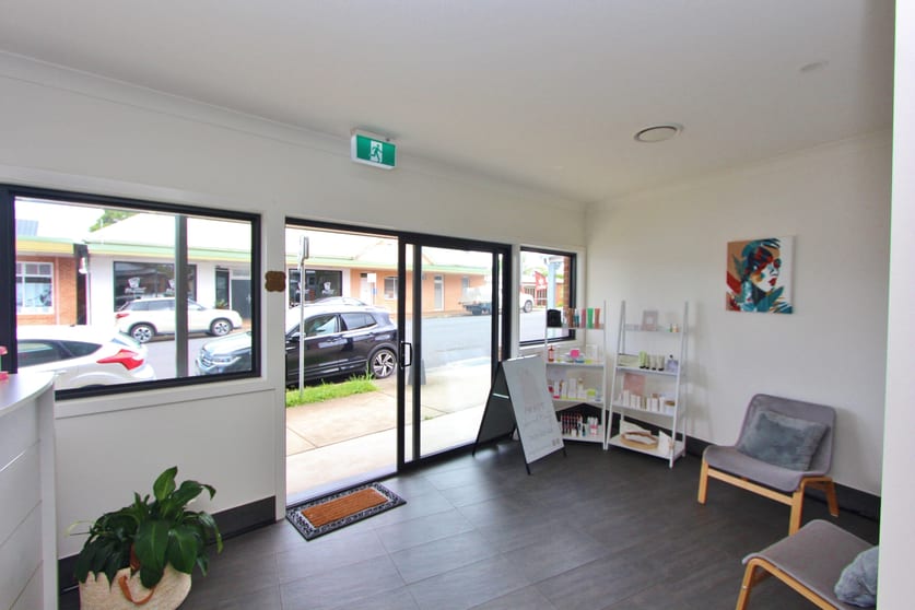 Click to view all images shop 2/4 Comboyne Street Kendall NSW 2439 - Image 2