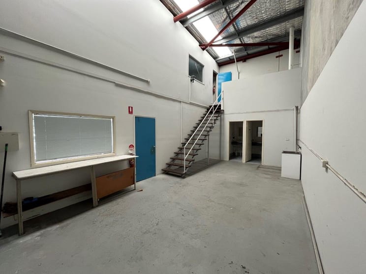 7/1-3 Steel Street Capalaba QLD 4157 - Image 3