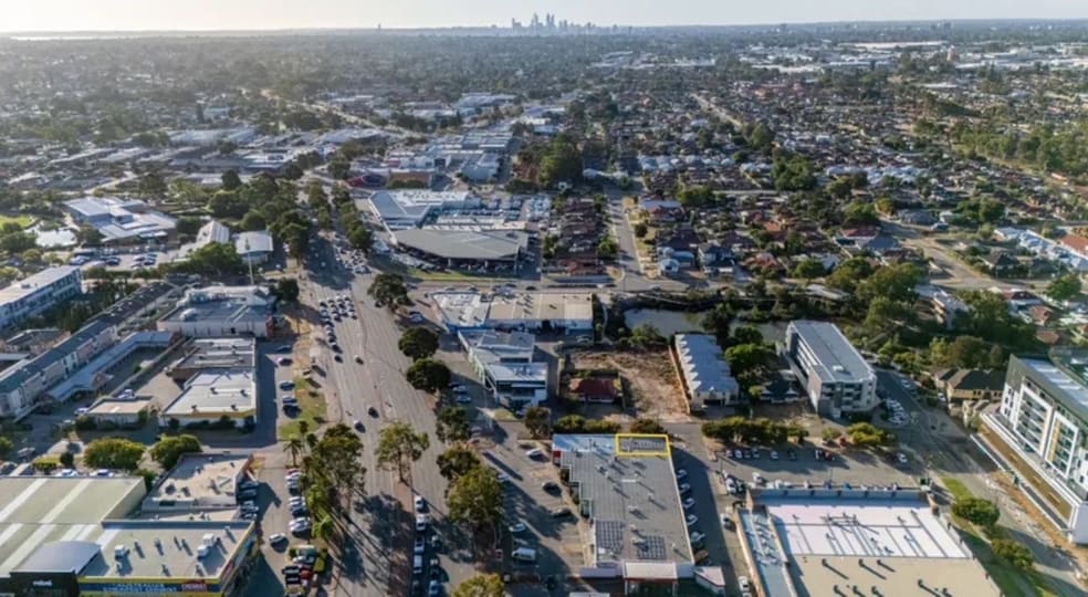 Click to view all images 7/1340 Albany Highway Cannington WA 6107 - Image 2