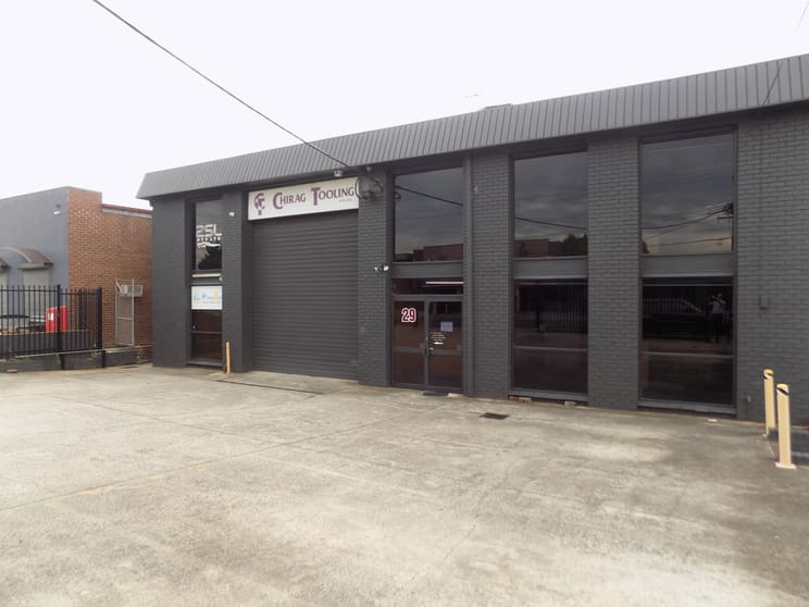 Click to view all images 29 Kembla Street Cheltenham VIC 3192 - Image 2