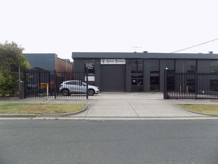 Click to view all images 29 Kembla Street Cheltenham VIC 3192 - Image 3