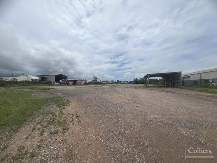 Click to view all images 347 Woolcock Street Garbutt QLD 4814 - Image 3