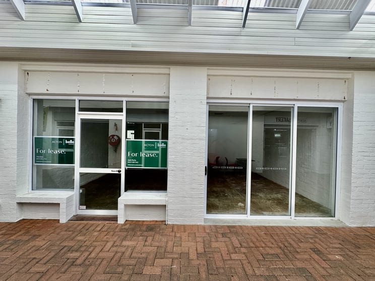 Click to view all images Shop 38 & 40 Fig Tree Lane, 55 Prince Street Busselton WA 6280 - Image 2