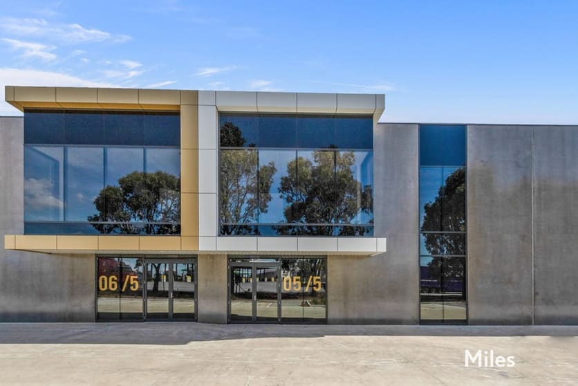 5/5 Scanlon Drive Epping VIC 3076 - Image 1