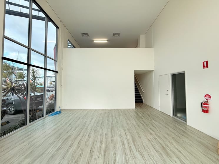Click to view all images 1A/7 Waterway Drive Coomera QLD 4209 - Image 3