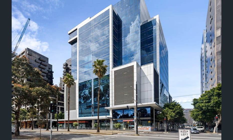 Click to view all images 8 Doepel Way Docklands VIC 3008 - Image 3