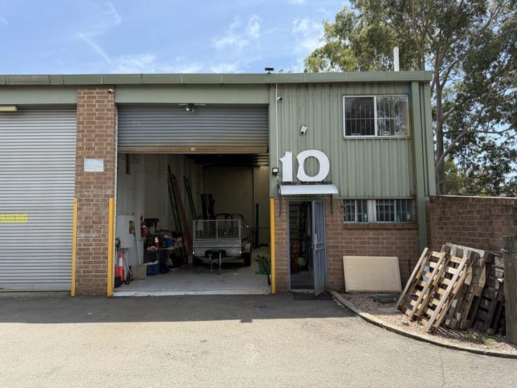 Unit 10/10-12 Harley Crescent Condell Park NSW 2200 - Image 1
