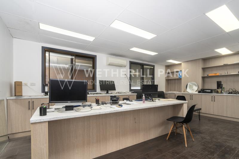 Click to view all images Wetherill Park NSW 2164 - Image 3