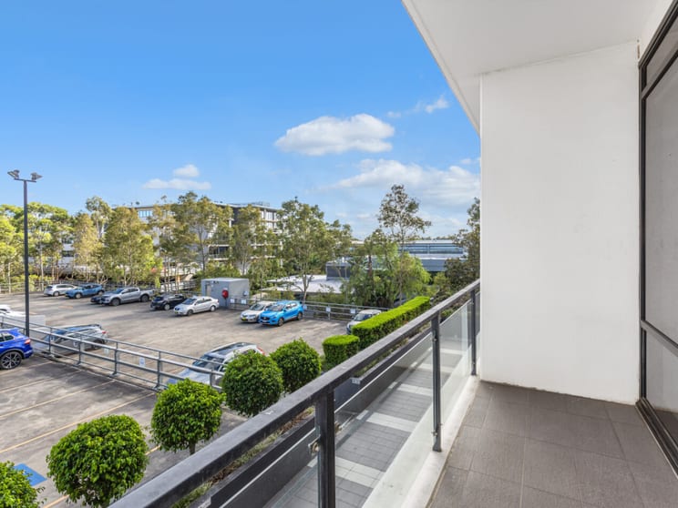 Click to view all images 2.04/29-31 Lexington Drive Bella Vista NSW 2153 - Image 2