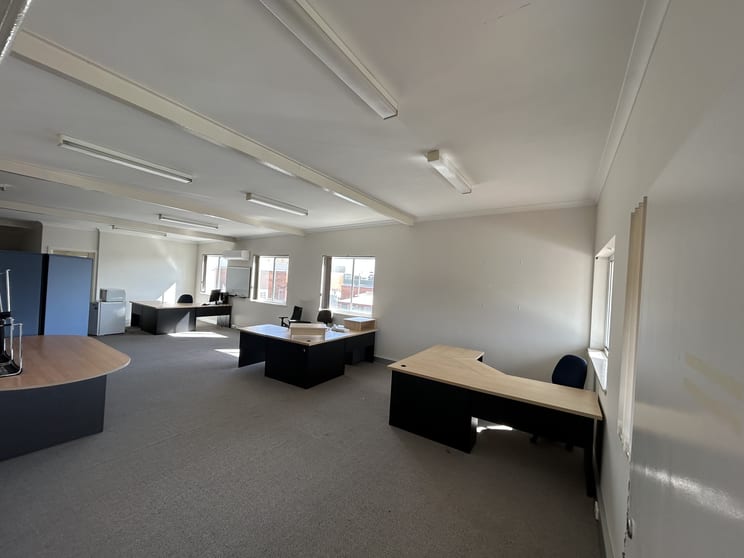 Unit 8/3 Pirie Street Fyshwick ACT 2609 - Image 2