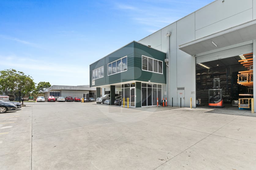 Click to view all images 1/314 HORSLEY ROAD Milperra NSW 2214 - Image 1