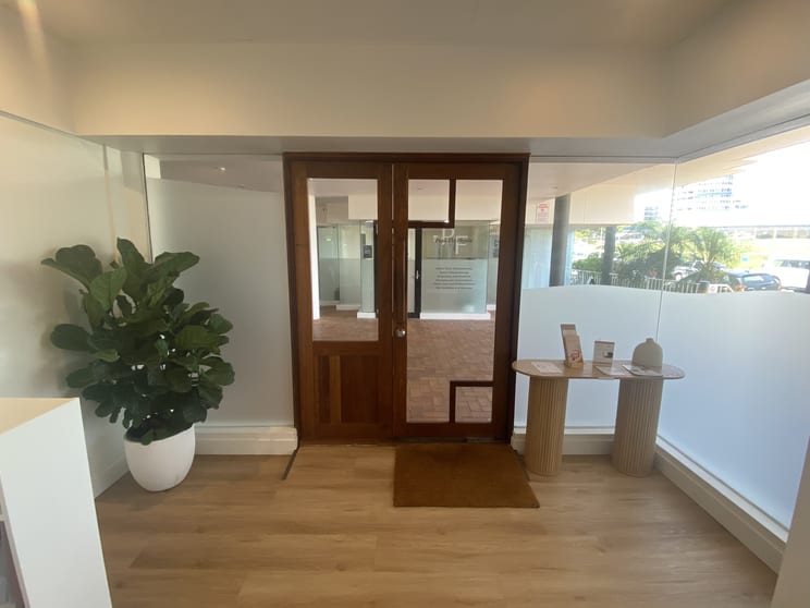 Click to view all images 15/118 Griffith Street Coolangatta QLD 4225 - Image 3