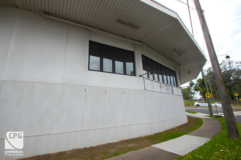 Click to view all images Retail/826 Hume Highway Bass Hill NSW 2197 - Image 3