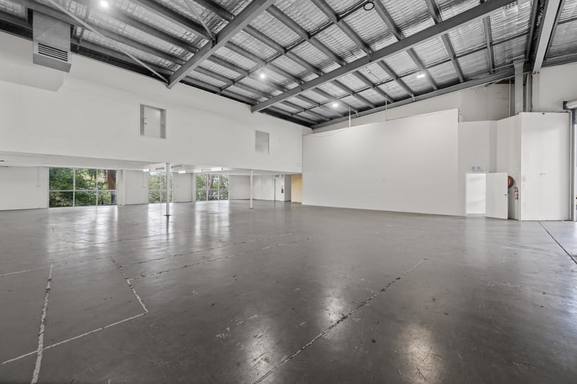 Click to view all images 4b/18 Bimbil Street Albion QLD 4010 - Image 2