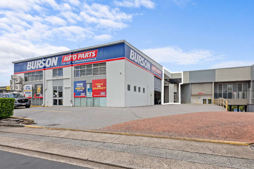 Click to view all images 4b/18 Bimbil Street Albion QLD 4010 - Image 1