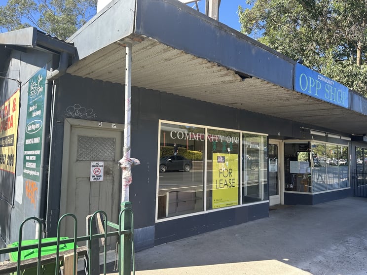 Click to view all images 1/2445 Warburton Highway Yarra Junction VIC 3797 - Image 1