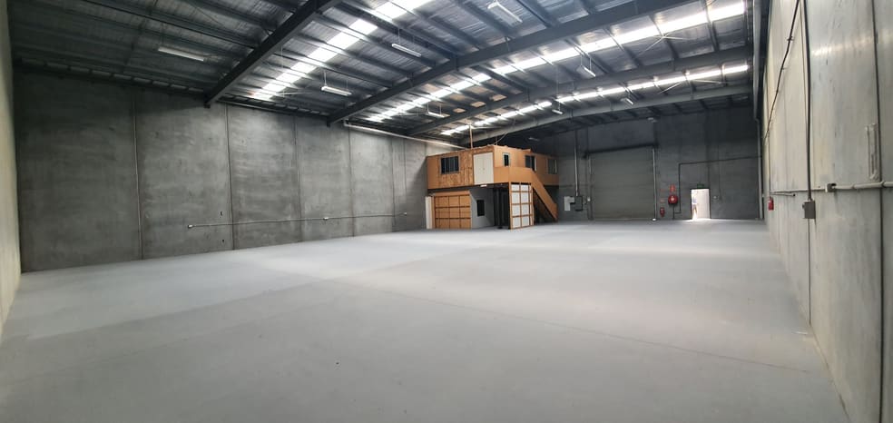 Click to view all images 40 Mickle Street Dandenong South VIC 3175 - Image 2