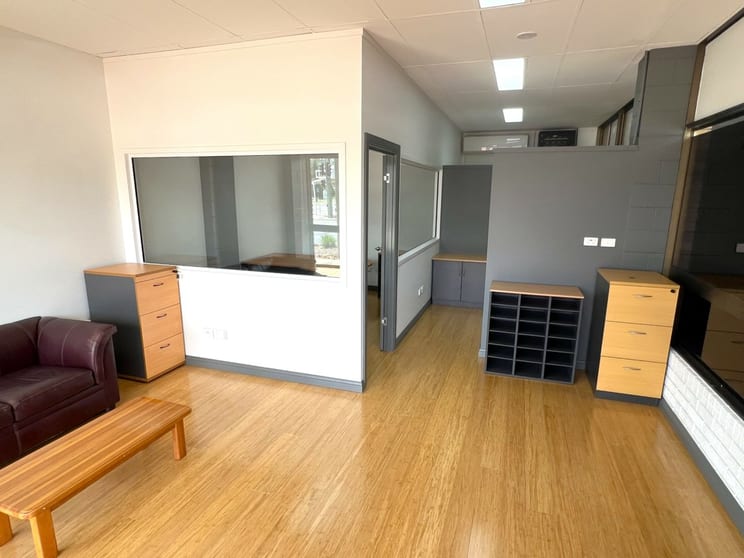 Click to view all images 1/49 Drayton Street Nanango QLD 4615 - Image 2