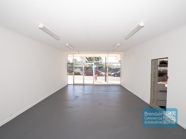 Click to view all images 516 Gympie Rd Strathpine QLD 4500 - Image 2